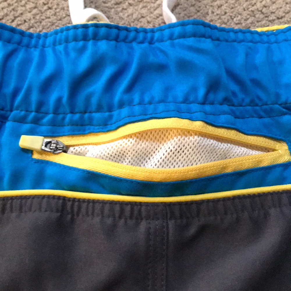 Bass Pro Shop Men’s Swim Trunks Size 2XL - Picture 3 of 4